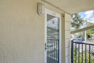 410 SW 15th St, Pompano Beach, FL 33060 - Photo 4