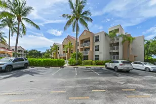 2711 Ocean Club Blvd, Hollywood, FL 33019 - Photo 2