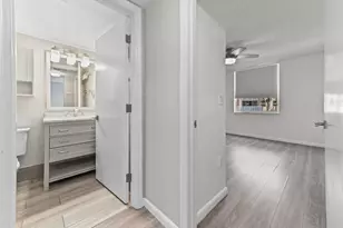 2711 Ocean Club Blvd, Hollywood, FL 33019 - Photo 12