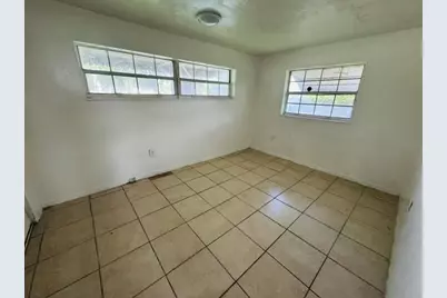 6400 NW 30th Street, Sunrise, FL 33313 - Photo 6