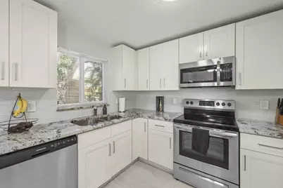 1710 SW 4th Avenue, Pompano Beach, FL 33060 - Photo 14