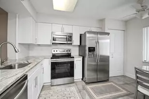 7351 Kinghurst Dr, Delray Beach, FL 33446 - Photo 2