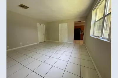 216 NW 12th #1, Pompano Beach, FL 33060 - Photo 4