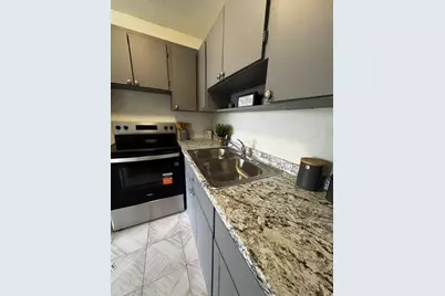 116 N F Street #7, Lake Worth Beach, FL 33460 - Photo 2