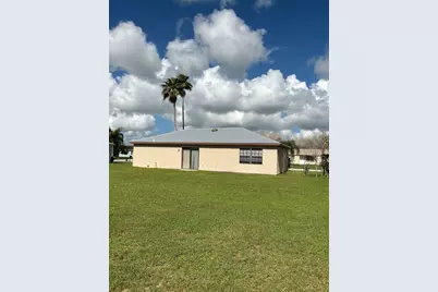 1537 SE Arenson Lane, Port Saint Lucie, FL 34952 - Photo 8