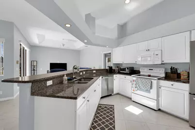 521 Cypress Circle, Tequesta, FL 33469 - Photo 6