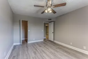240 SE 10th St, Delray Beach, FL 33483 - Photo 8