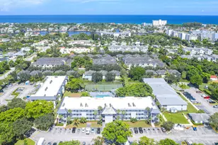 240 SE 10th St, Delray Beach, FL 33483 - Photo 1