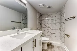 240 SE 10th St, Delray Beach, FL 33483 - Photo 6