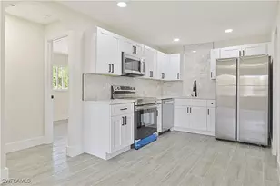 4733 28th St SW, Lehigh Acres, FL 33973 - Photo 4