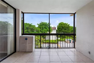 8429 Forest Hills Dr, Coral Springs, FL 33065 - Photo 2