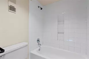 8429 Forest Hills Dr, Coral Springs, FL 33065 - Photo 12