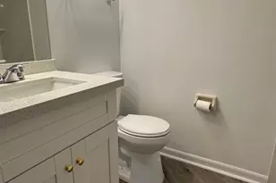 215 Lake Pointe Dr, Oakland Park, FL 33309 - Photo 10