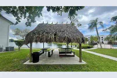 215 Lake Pointe Drive #101, Oakland Park, FL 33309 - Photo 20