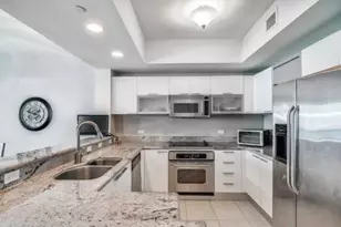 2650 Lake Shore Dr, Riviera Beach, FL 33404 - Photo 8