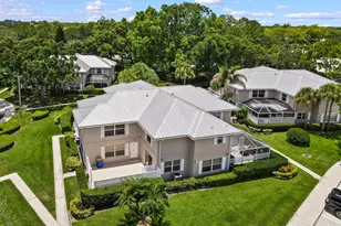 2927 SW Lakemont Pl, Palm City, FL 34990 - Photo 1