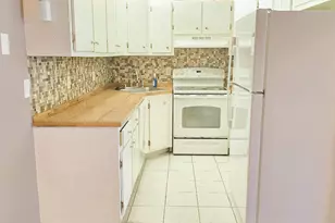 1013 Green Pine Blvd, West Palm Beach, FL 33409 - Photo 10