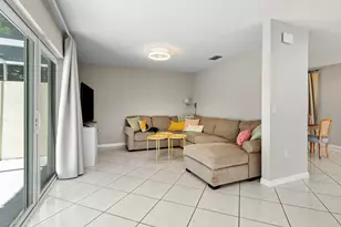 6240 NW 76th Ct, Parkland, FL 33067 - Photo 10