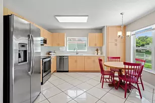 6240 NW 76th Ct, Parkland, FL 33067 - Photo 12