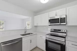 2521 SE Berkshire Blvd, Port Saint Lucie, FL 34952 - Photo 6