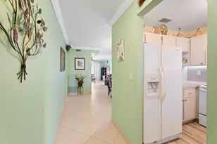 2600 SE Ocean Blvd, Stuart, FL 34996 - Photo 12