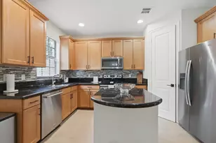 10822 NW 72nd Pl, Parkland, FL 33076 - Photo 6