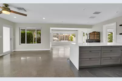909 SE 16 Place, Deerfield Beach, FL 33441 - Photo 10