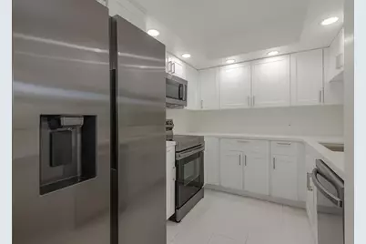 13800 SW 14th Street #211c, Pembroke Pines, FL 33027 - Photo 2