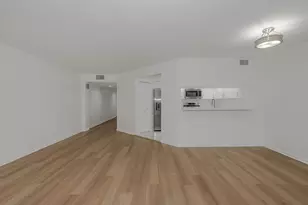 13800 SW 14th St, Pembroke Pines, FL 33027 - Photo 10