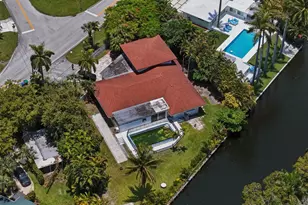 11401 W Biscayne Canal Rd, Miami, FL 33161 - Photo 6