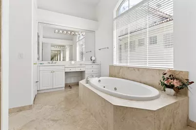 8102 Valhalla Drive, Delray Beach, FL 33446 - Photo 20