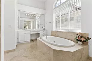 8102 Valhalla Dr, Delray Beach, FL 33446 - Photo 20