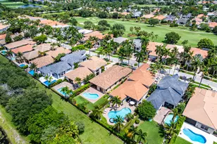 8102 Valhalla Dr, Delray Beach, FL 33446 - Photo 32