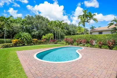 8102 Valhalla Drive, Delray Beach, FL 33446 - Photo 24