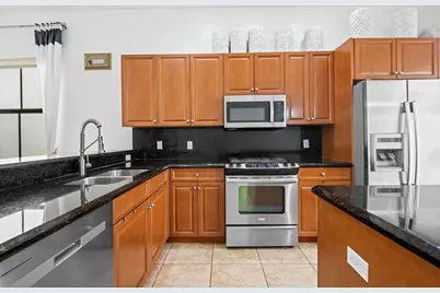 3171 NW 125th Avenue, Sunrise, FL 33323 - Photo 8