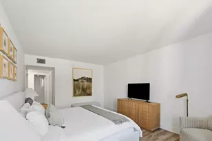 2301 Collins Ave, Miami Beach, FL 33139 - Photo 16