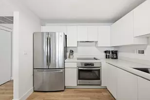 2301 Collins Ave, Miami Beach, FL 33139 - Photo 8
