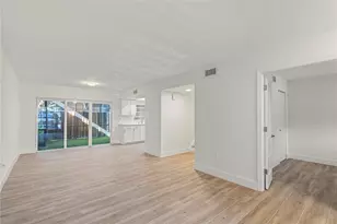 12384 SW 52nd Ct, Cooper City, FL 33330 - Photo 4