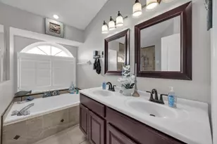 844 SW Hamberland Ave, Port Saint Lucie, FL 34953 - Photo 16