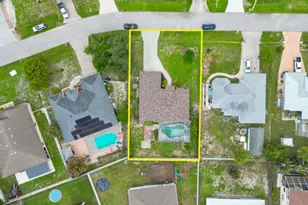 844 SW Hamberland Ave, Port Saint Lucie, FL 34953 - Photo 32