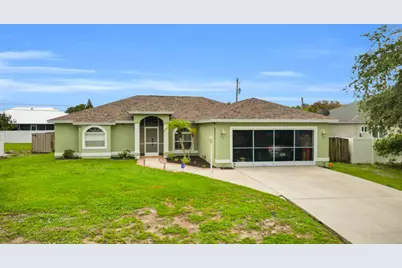 844 SW Hamberland Avenue, Port Saint Lucie, FL 34953 - Photo 2
