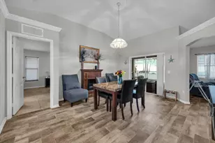 844 SW Hamberland Ave, Port Saint Lucie, FL 34953 - Photo 4