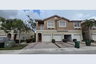 9065 Plymouth Place, Tamarac, FL 33321 - Photo 2