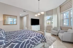 2640 Lake Shore Dr, Riviera Beach, FL 33404 - Photo 14