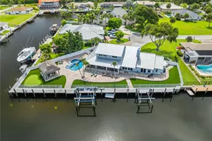 123 Queen Ann Ct, Hutchinson Island, FL 34949 - Photo 40