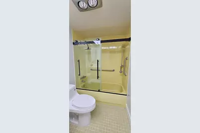 421 NE 14th Avenue #302, Hallandale Beach, FL 33009 - Photo 16
