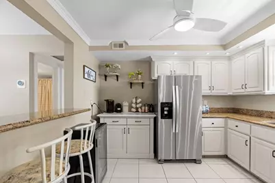 1050 Hillsboro Mile #403w, Hillsboro Beach, FL 33062 - Photo 10