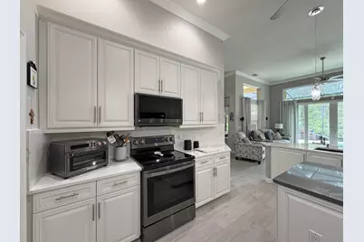 728 SW Lake Charles Circle, Port Saint Lucie, FL 34986 - Photo 16