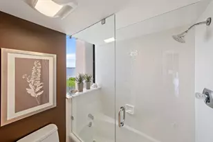 5250 N Ocean Dr, Singer Island, FL 33404 - Photo 4
