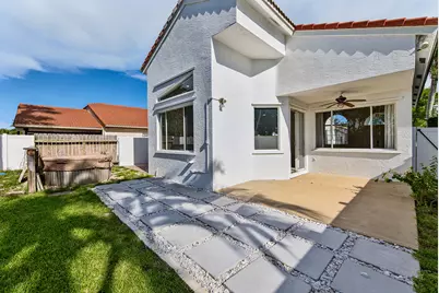 4583 NW 7th Place, Deerfield Beach, FL 33442 - Photo 46